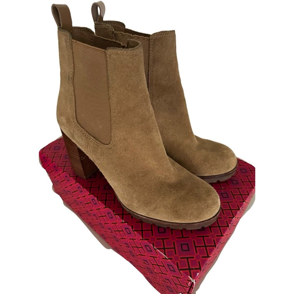 Women’s Tory Burch Stafford Tan Suede Leather Ankle Lug Sole Heeled Booties 7.5 - Picture 2 of 10